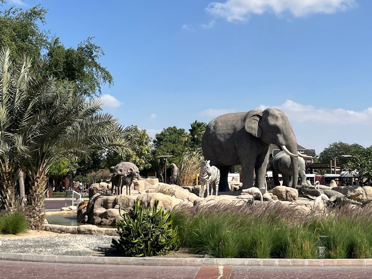 Dubai Safari Park - 50 dhs