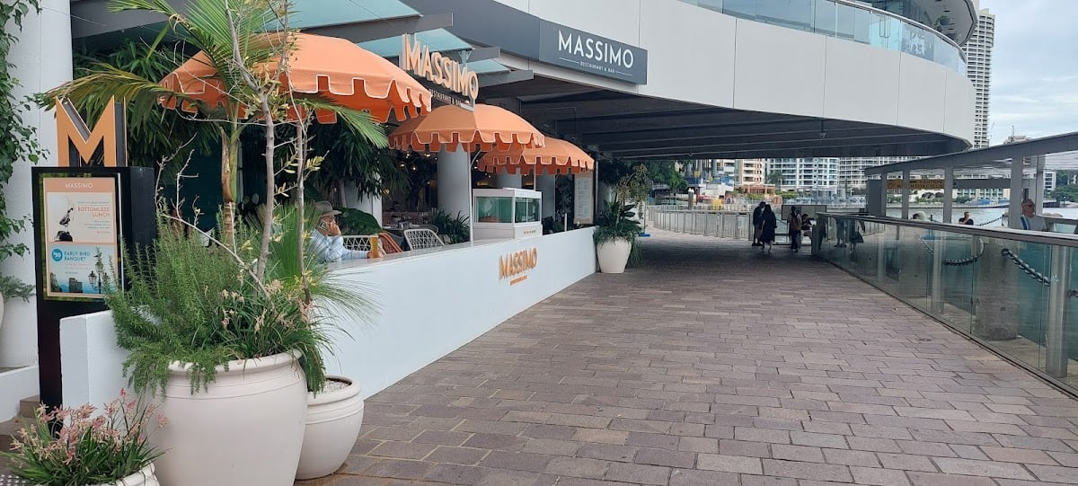 Massimo Restaurant & Bar