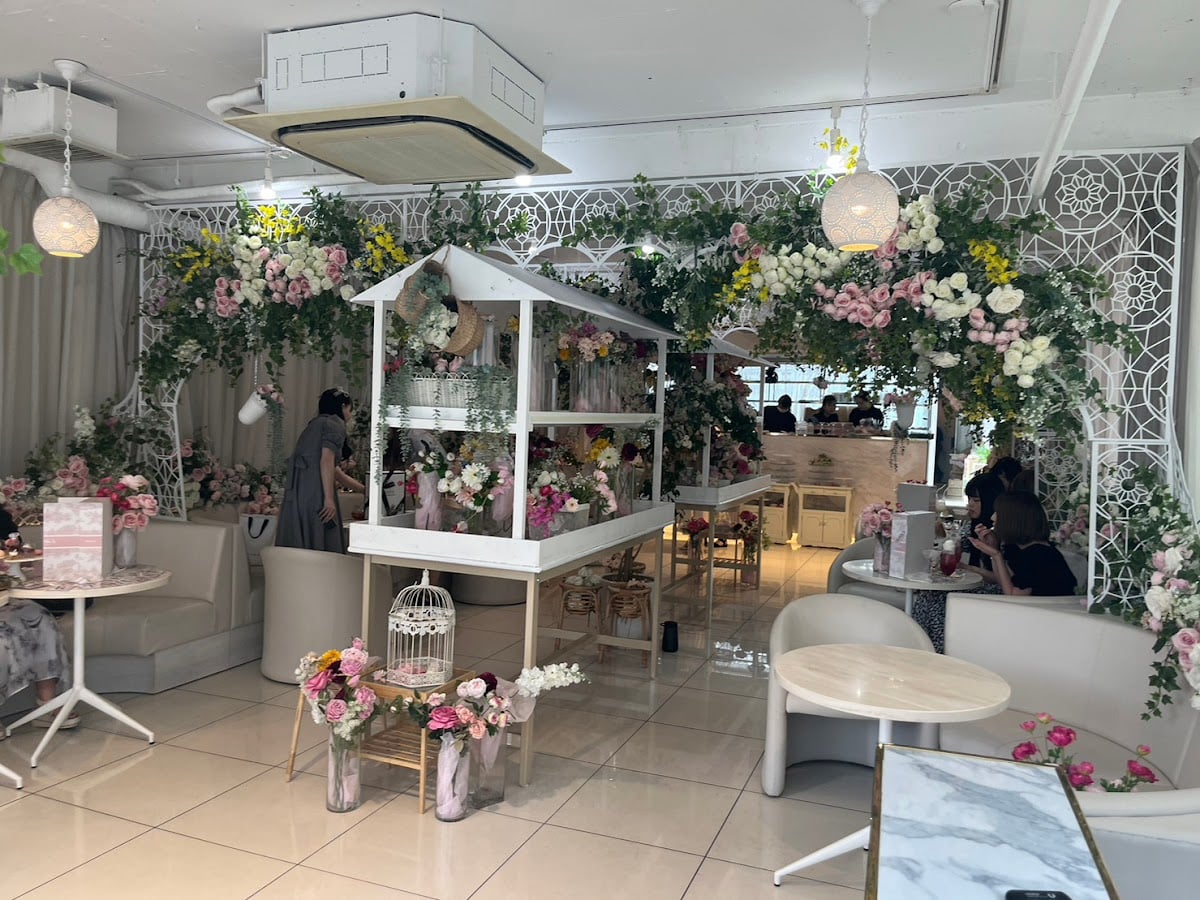 MOSKA by Ginger Garden