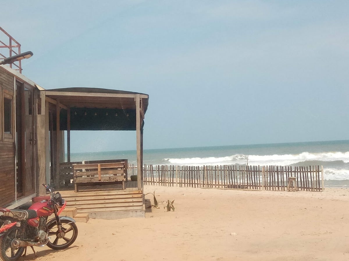 Laboma Beach Resort
