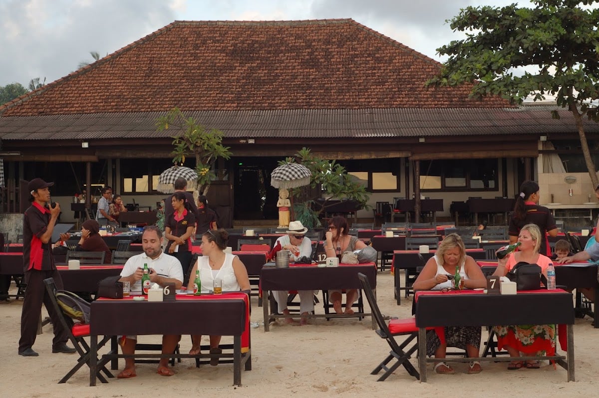 Jimbaran Beach Cafe