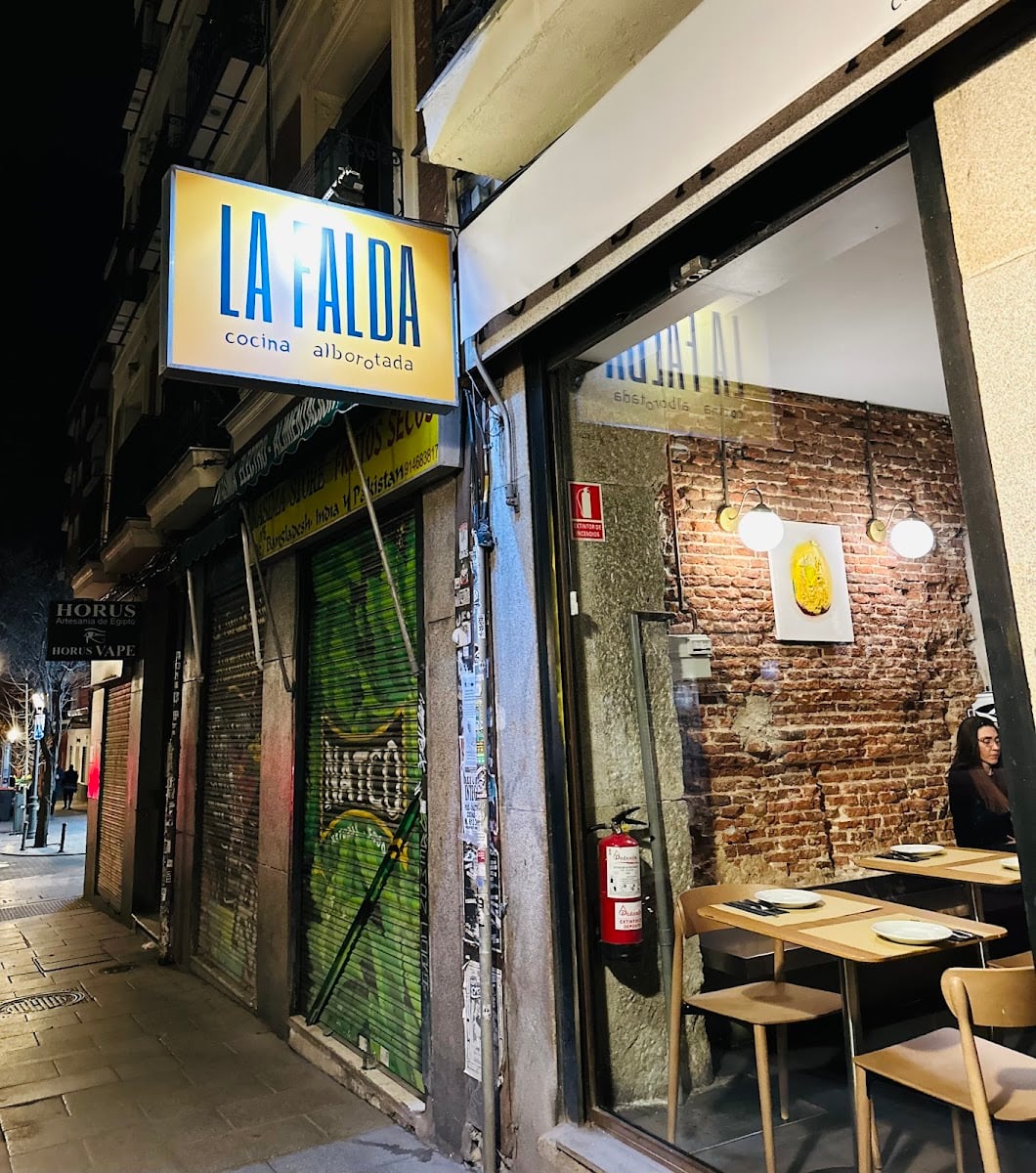 la falda. - tortillas