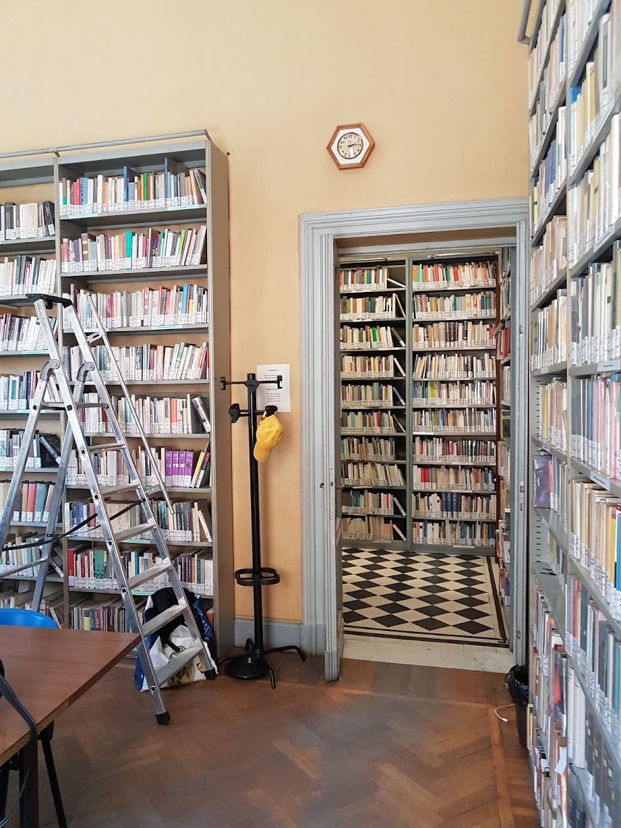 Biblioteca Civica Alliaudi - Poët's original 1881 legal thesis is housed in the historical archive of the library, though is not generally open to the public