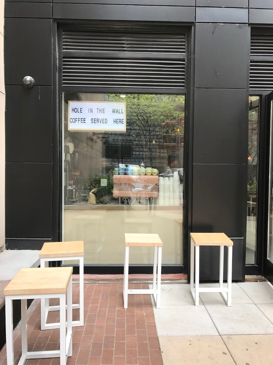 Hole In The Wall - FiDi - brunch