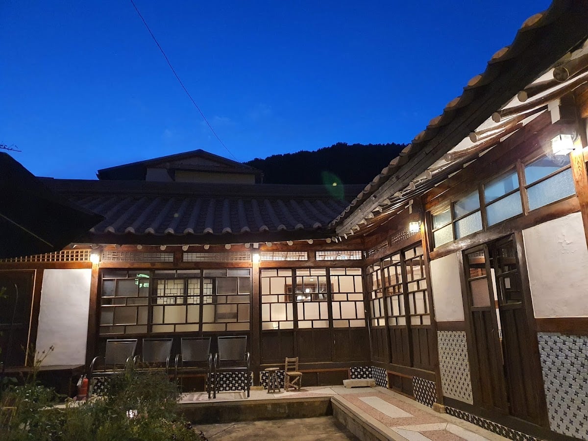 봉황재 한옥 - Twinkling watermelon house