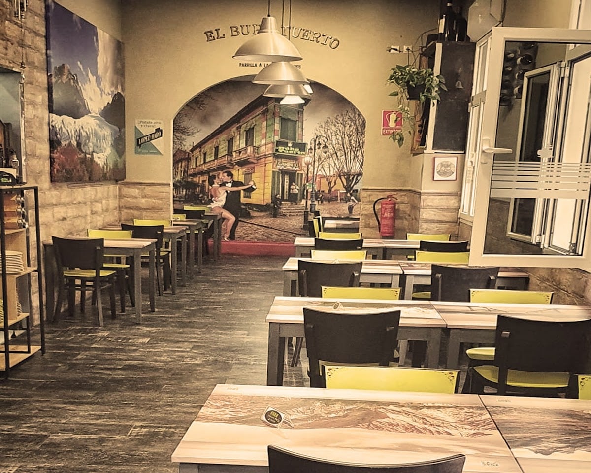 El Búho Tuerto restaurante Parrilla Argentina