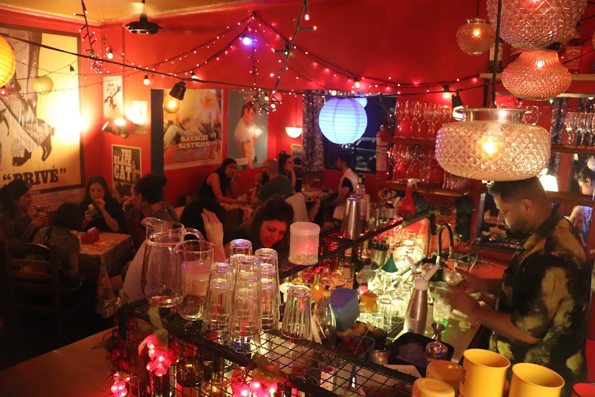 Shoshanna Bar