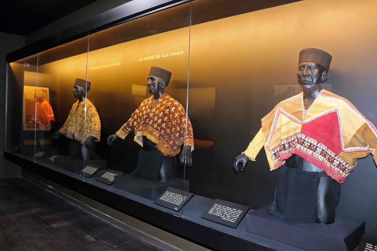 Museo Textil Precolombino Amano