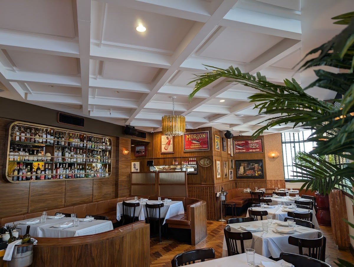 Clam Bar