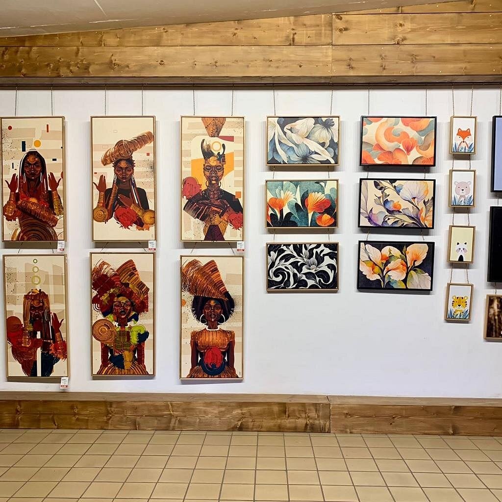 KIKUNDI Store | Gallery | Cafe
