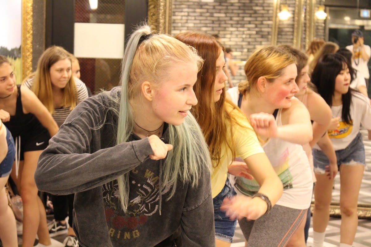 Real K-Pop Dance studio