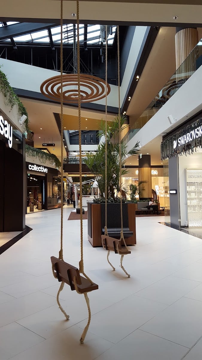 ParkLake Shopping Center