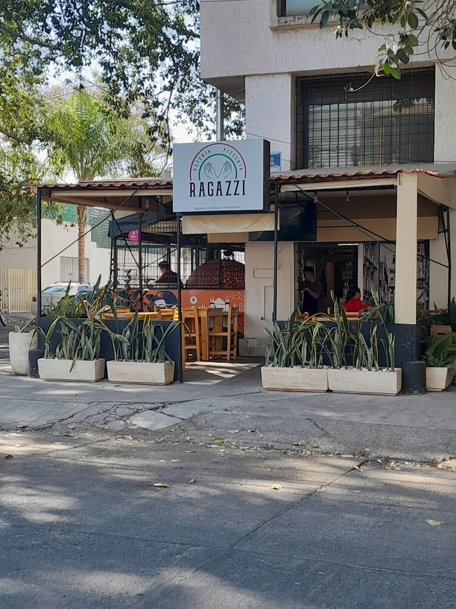 RAGAZZI