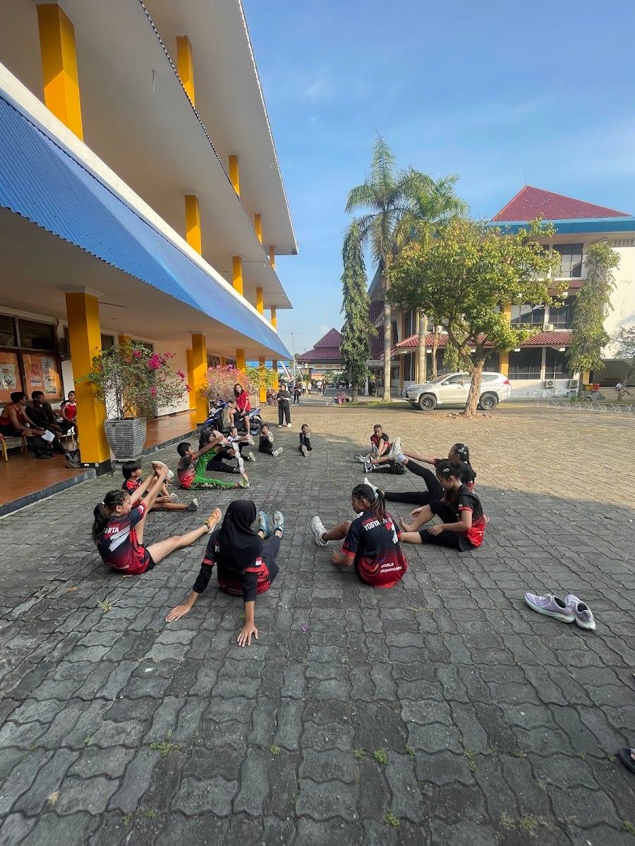 Fakultas Psikologi UMBY