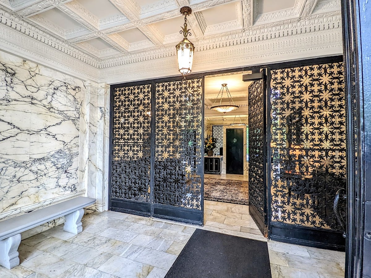 404 Riverside Drive - Mrs. Maisel