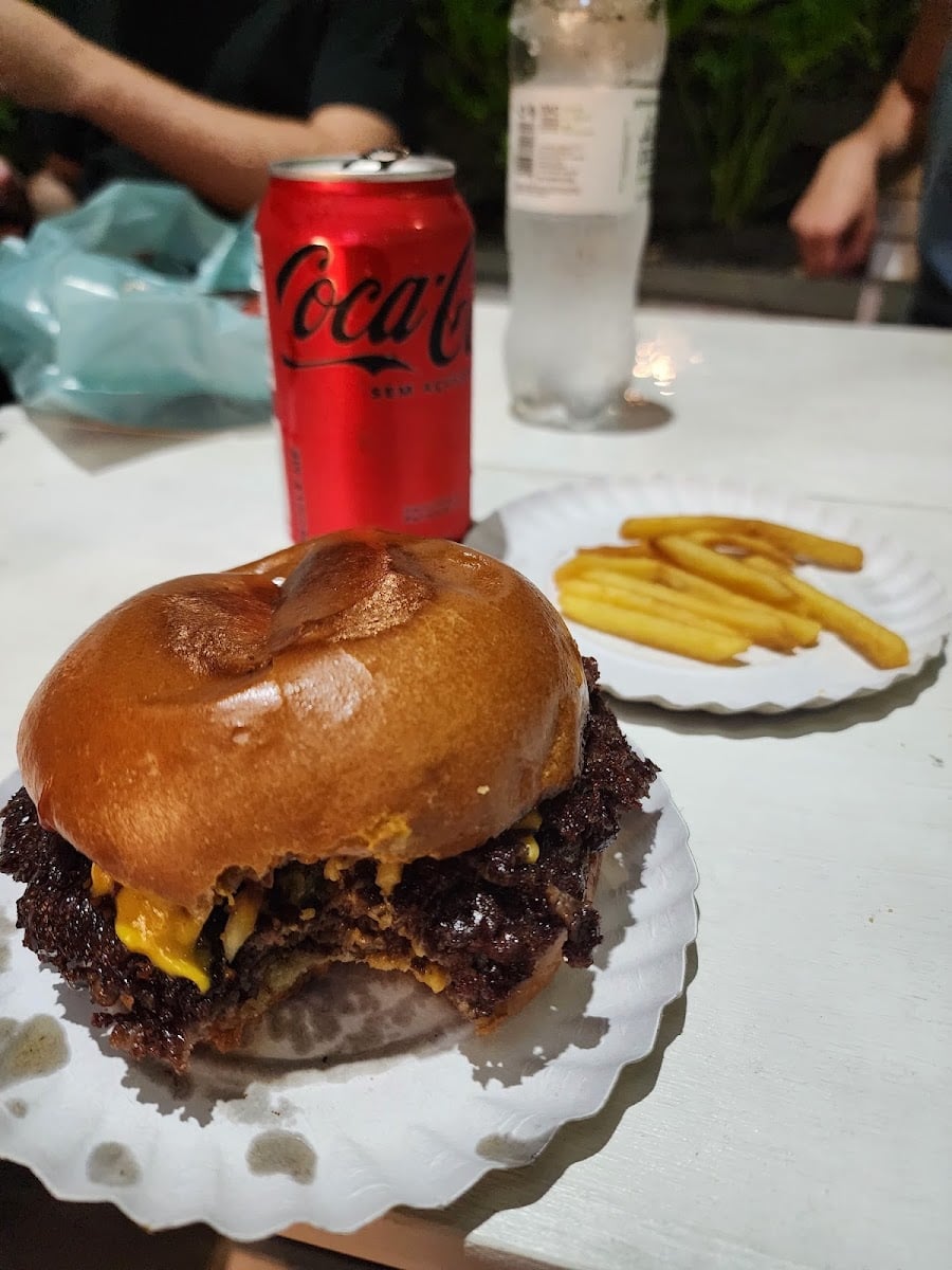 Lucho Burger - smash mt mt bom! batatinha bem crocs