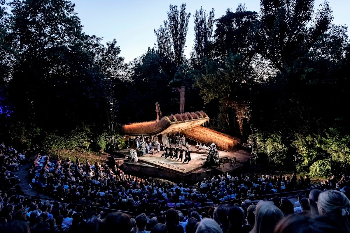 Regent's Park Open Air Theatre - a midsummer night’s dream 20th june- 18th july