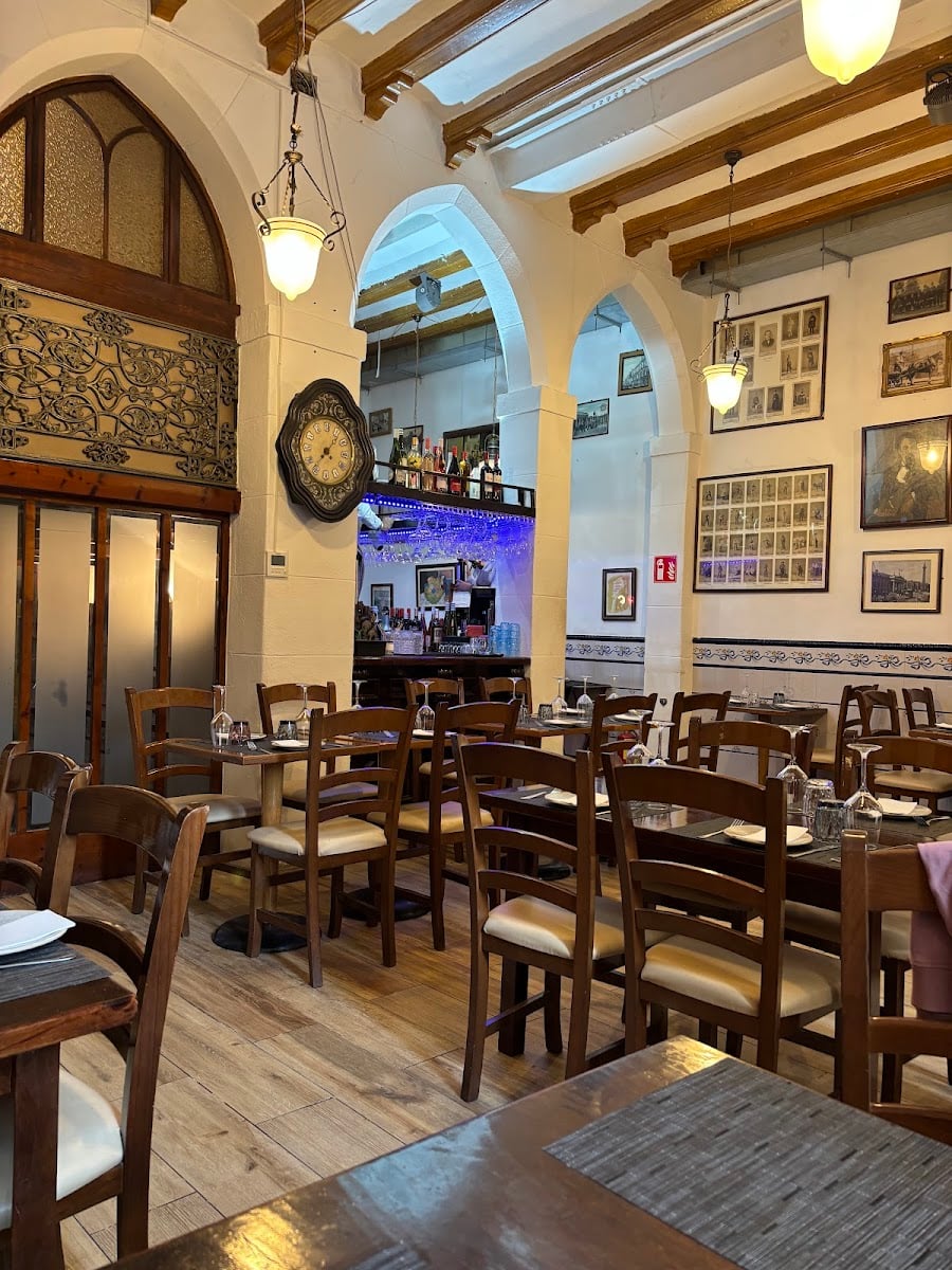 Antic Pitarra - Restaurante
