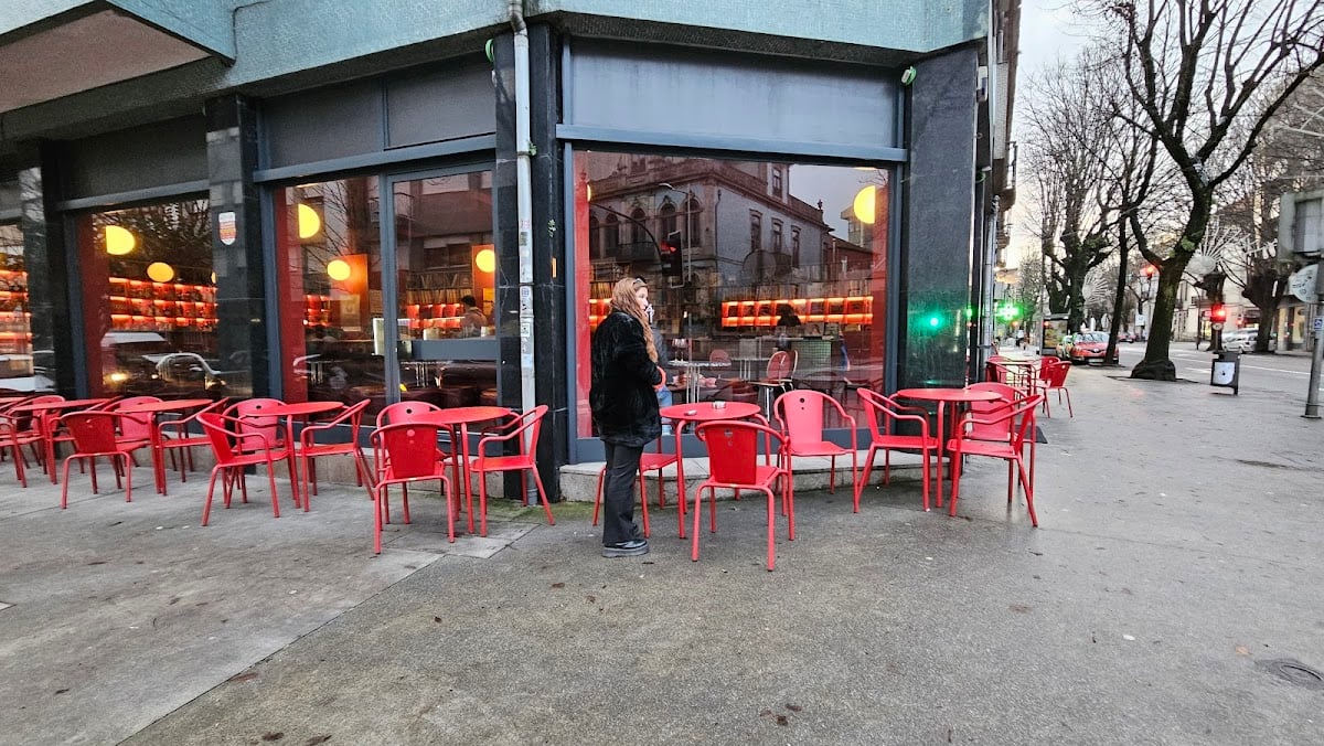 Fiasco - Listening bar