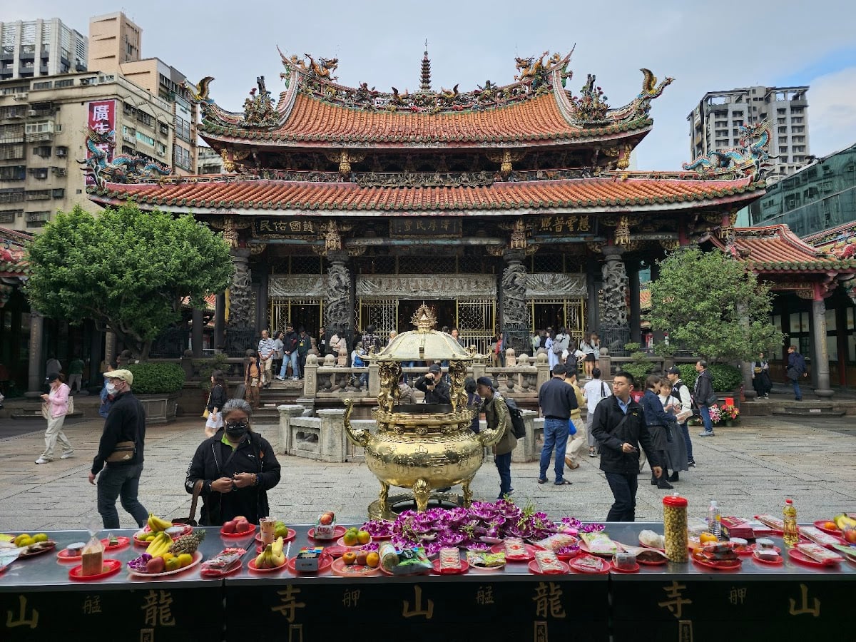 龍山寺