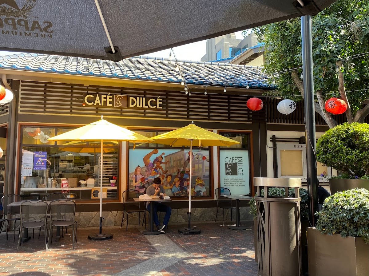 Café Dulce - Matcha Latte with Whole Milk
