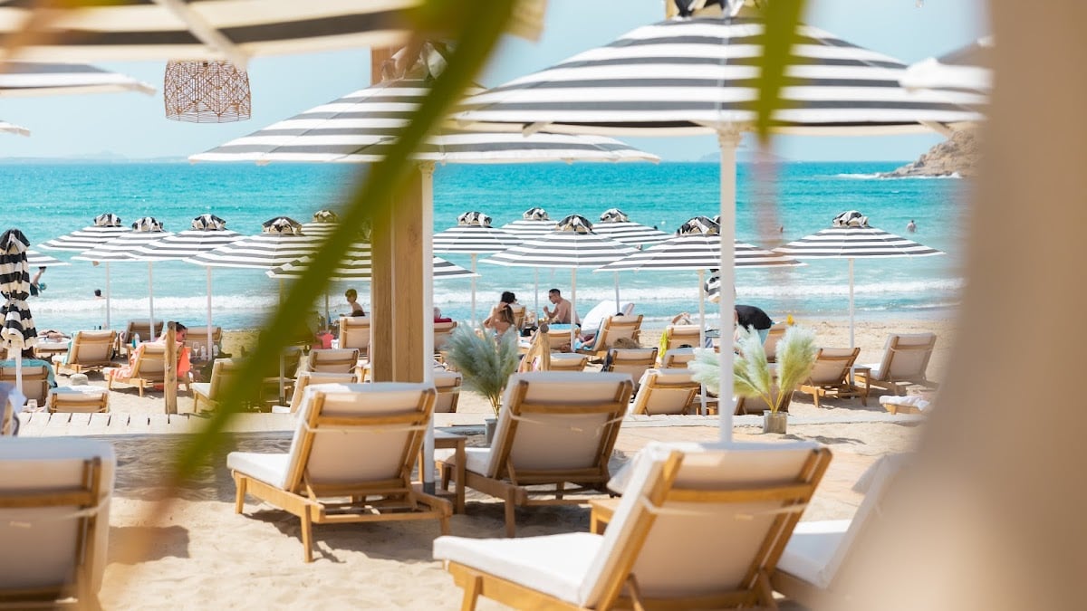 Naxaki Beach Lounge Bar & Restaurant - We booked our sunbed online ahead of time. It was €40 for the pair with a €15 minimum spend each. Though it was our first day so a bit of luxury was what we needed to settle in!