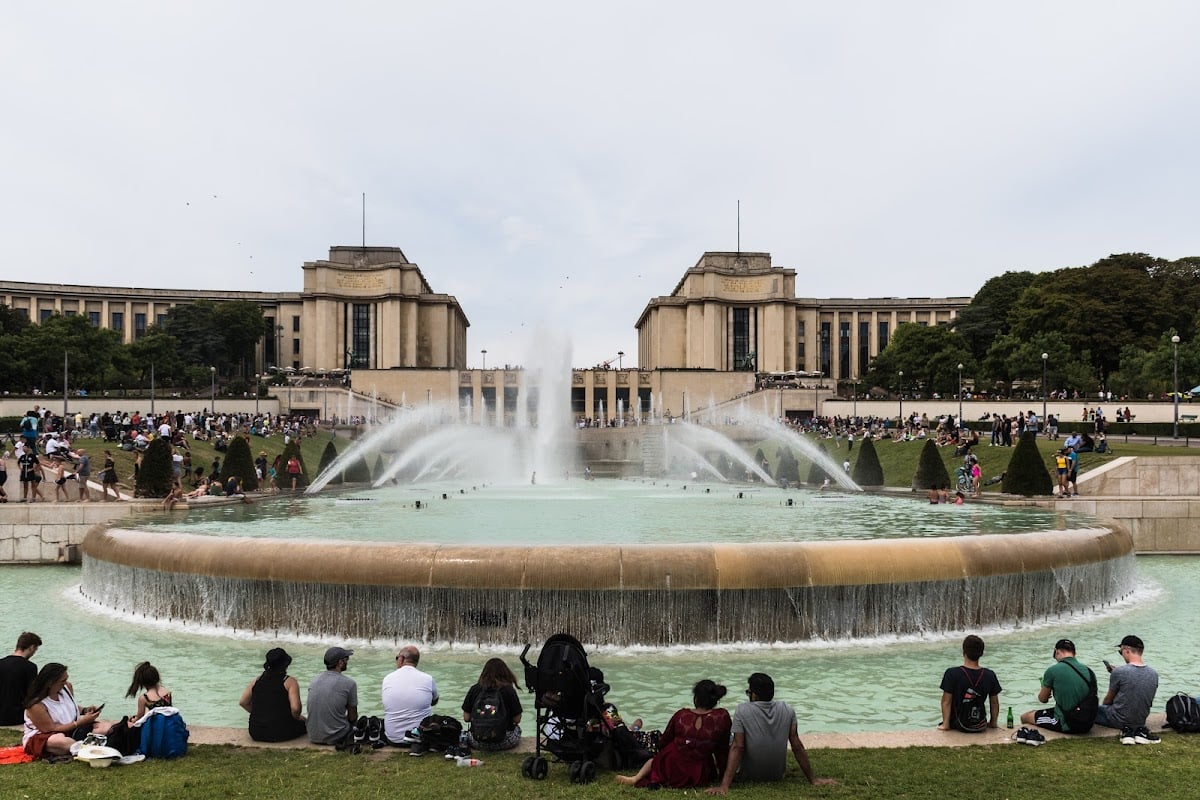 paris.