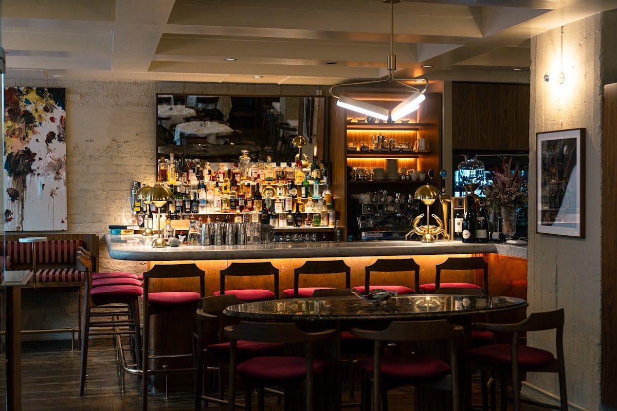 Boulevard Bar & Seafood