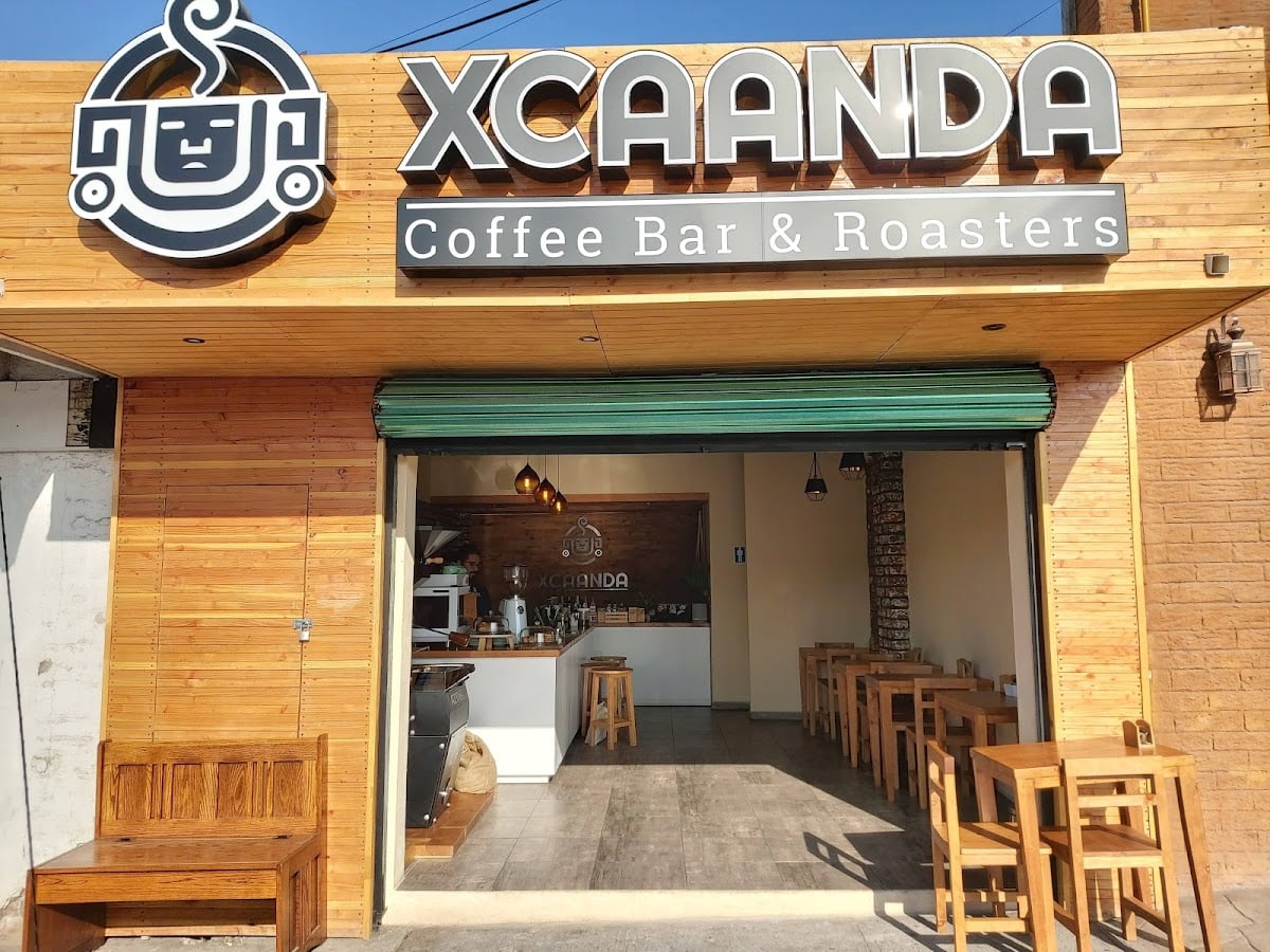 Xcaanda Coffee Bar & Roasters