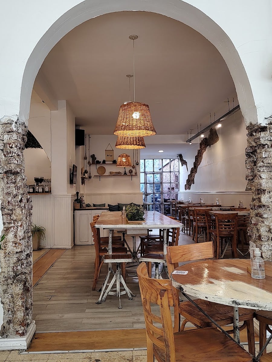 Croissant Café
