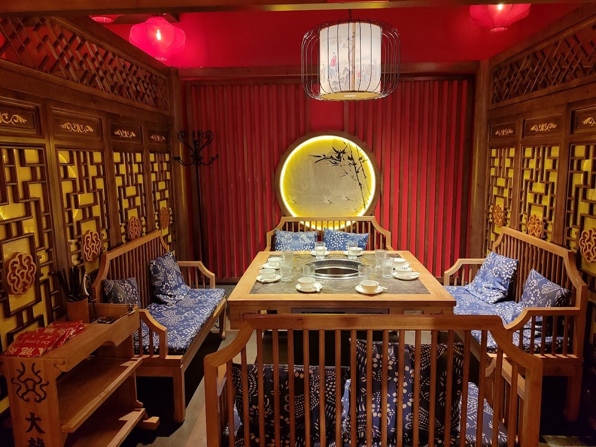 Red Dragon Hot Pot