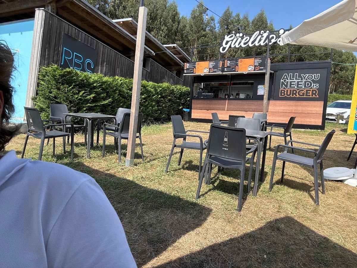 Güelito's Burger