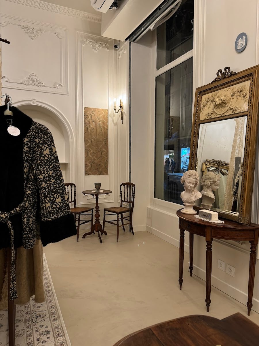 Kanelle Vintage - Vêtements antiques