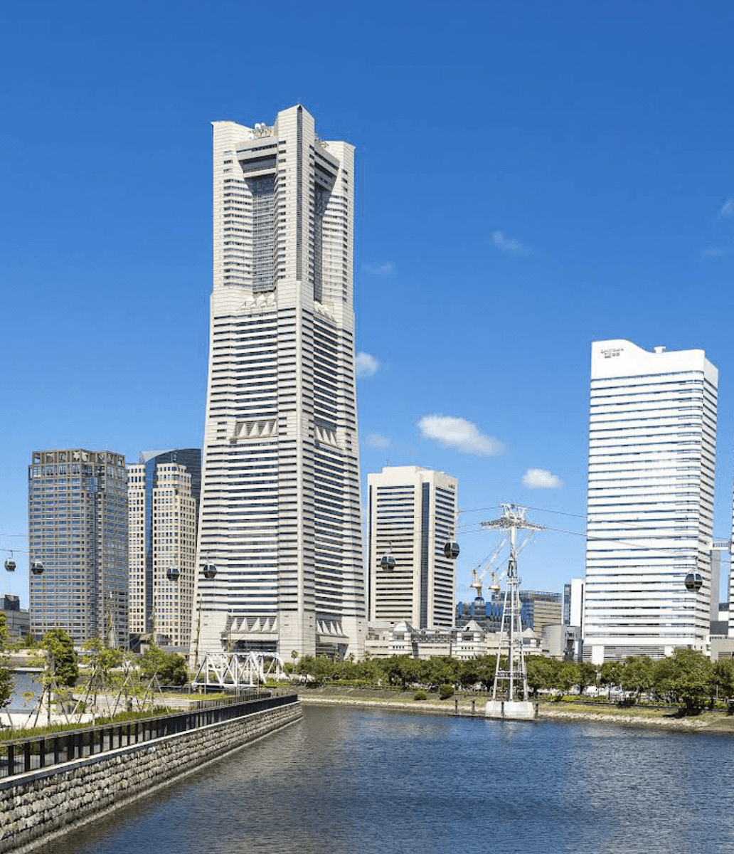 横浜ランドマークタワー