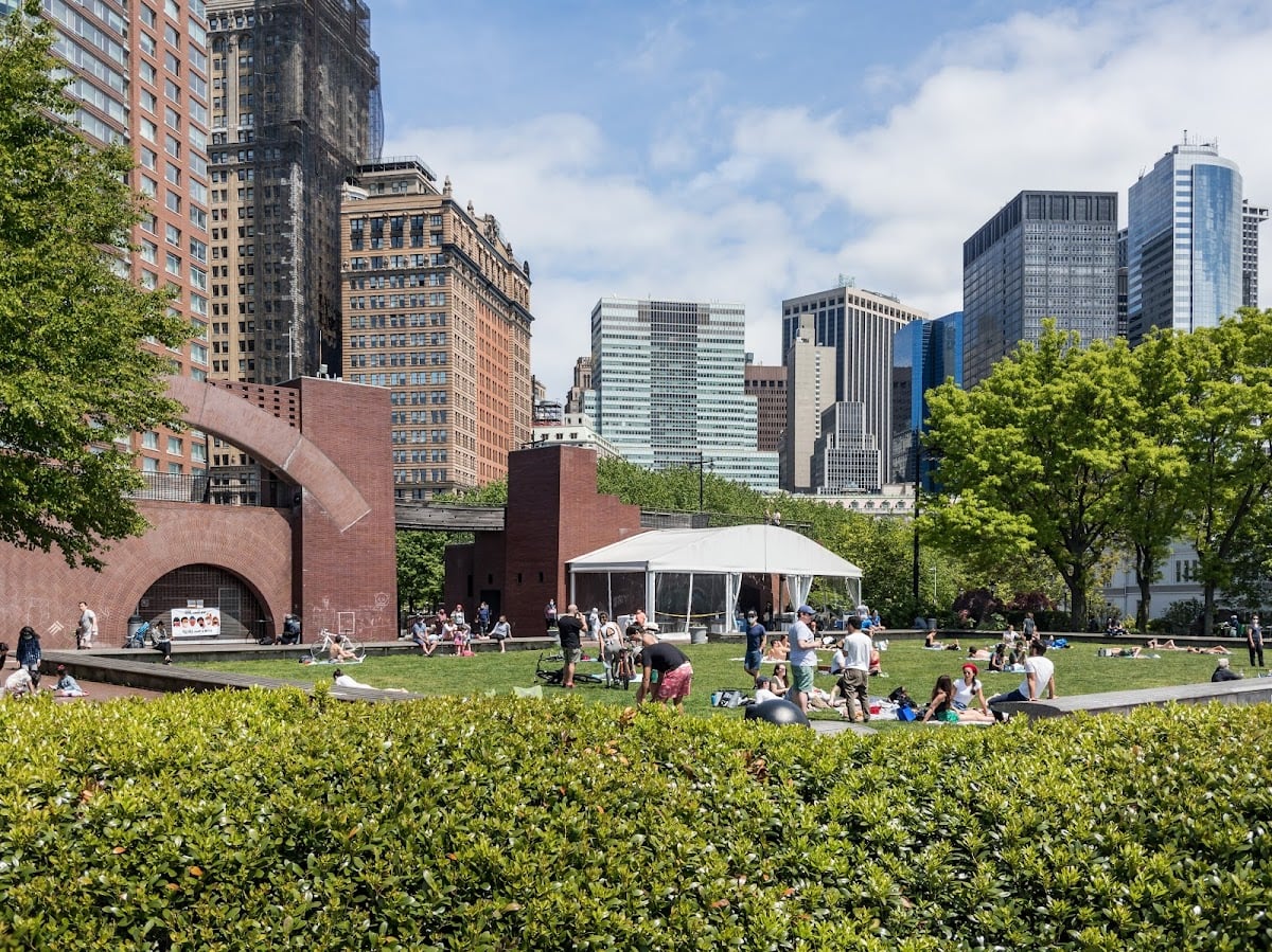 Wagner Park - Wagner park pavilion by Thomas Phifer and partners