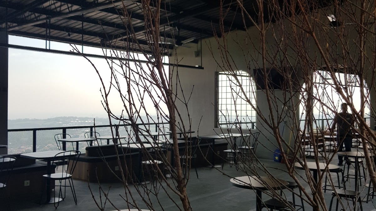 Ideologist Coffee And Social Space - Cafe