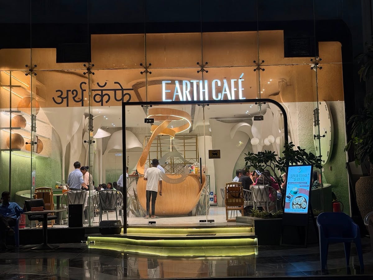 Earth Cafe @ BKC