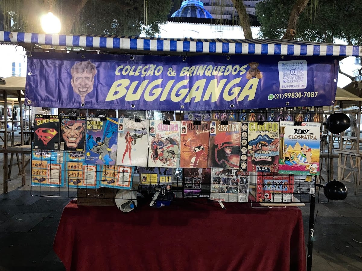 Feira de Antiguidades da Praça XV