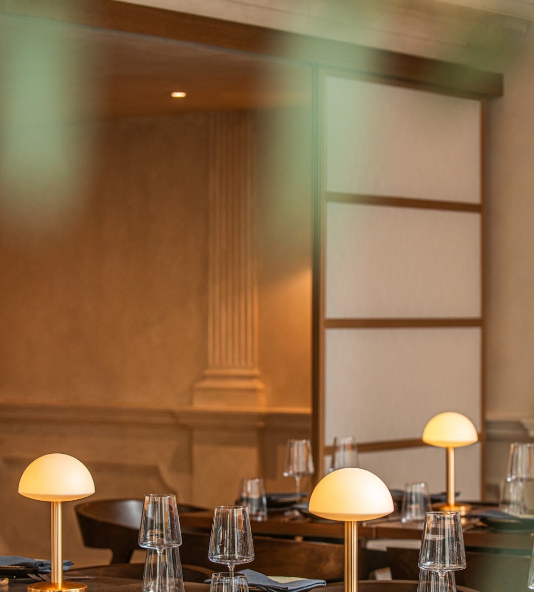 WOLFOX SAVOY LONDON