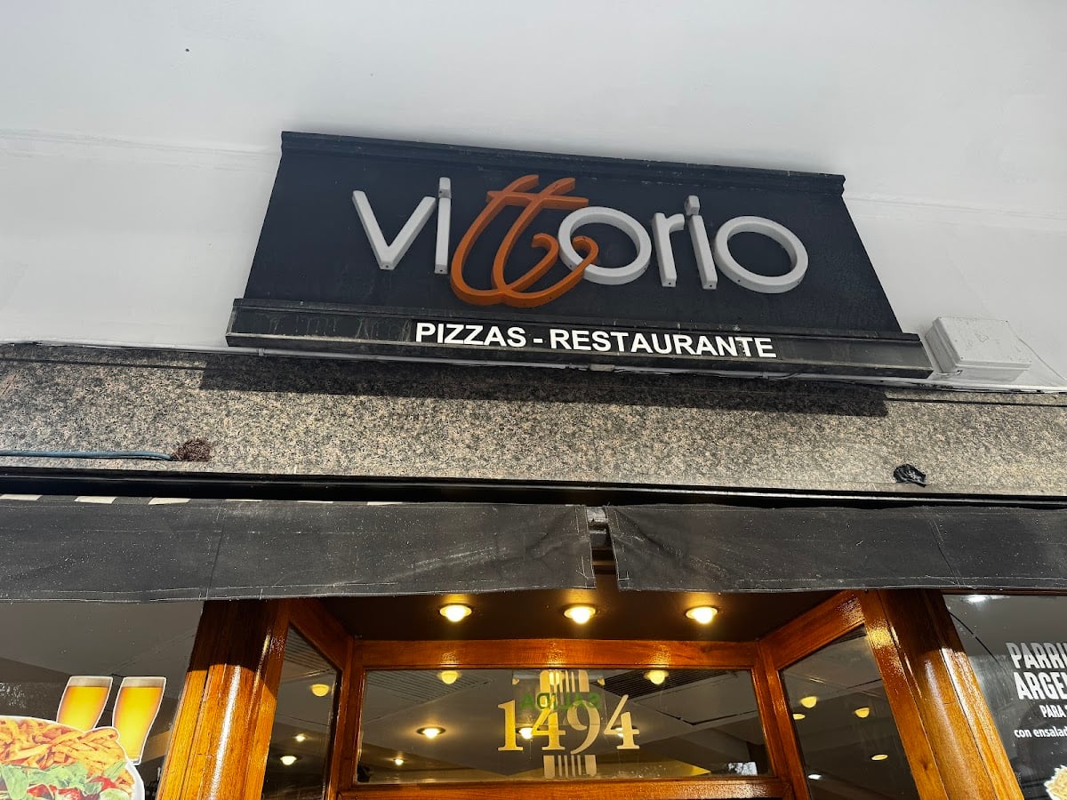 Vittorio - Restaurante afetivo no coração de Buenos Aires, bem na Plaza del Congreso.