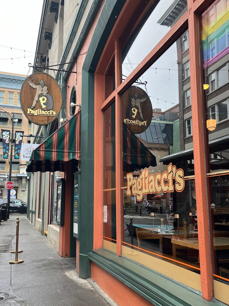Pagliacci's