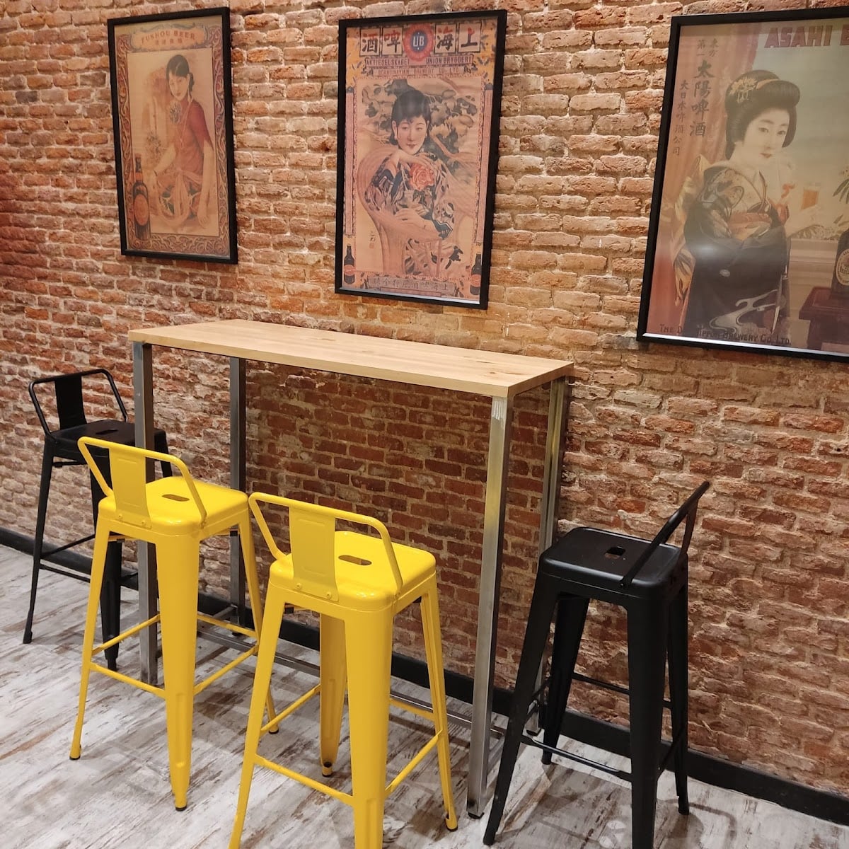 Craft Beer bar-La Buena Cerveza