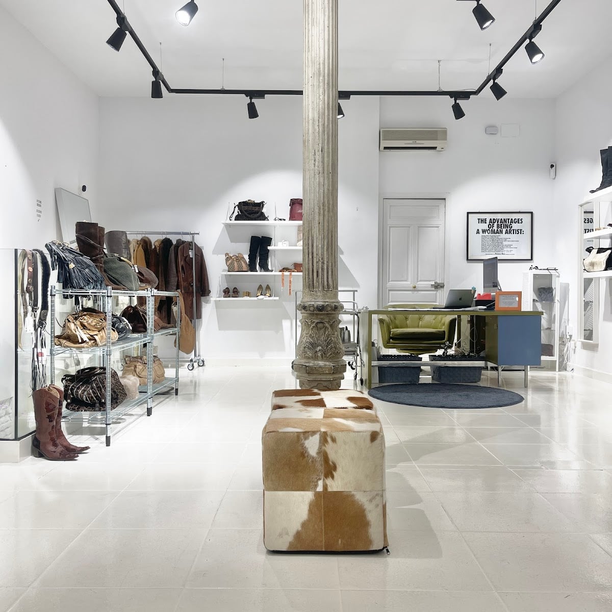 Neare Clothes Vintage Shop