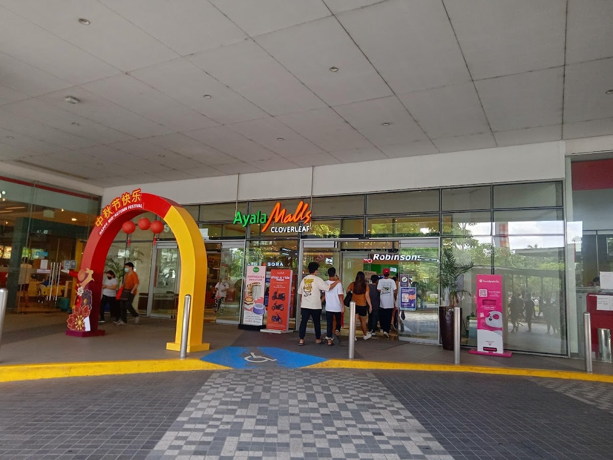 Ayala Malls Cloverleaf