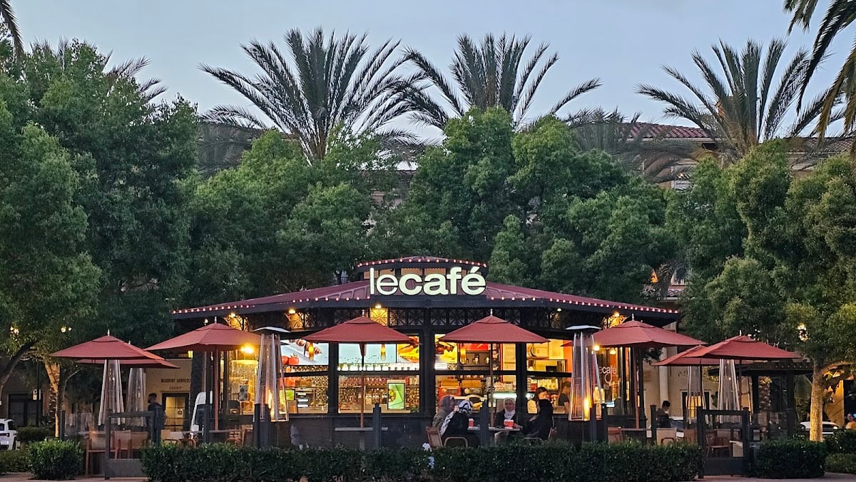 Le Cafe Du Parc