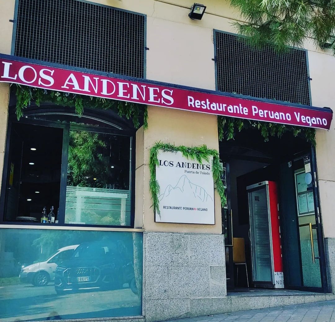 Los Andenes Puerta de Toledo - Peruvian food