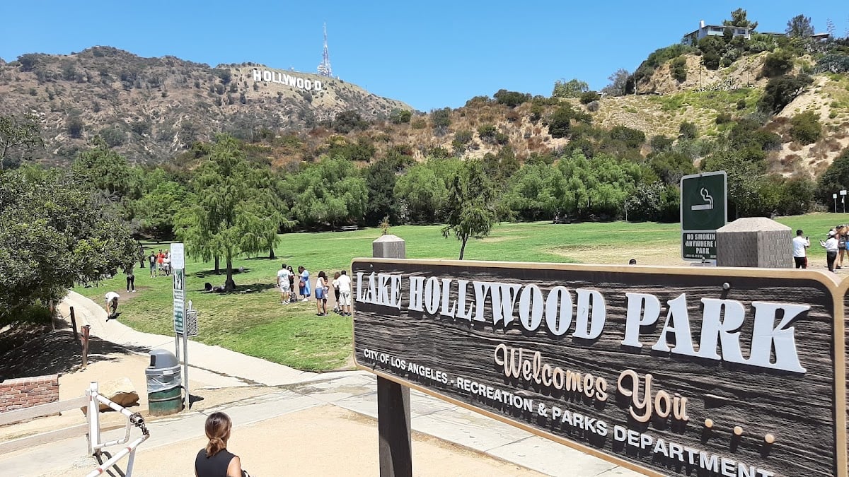 Lake Hollywood Park
