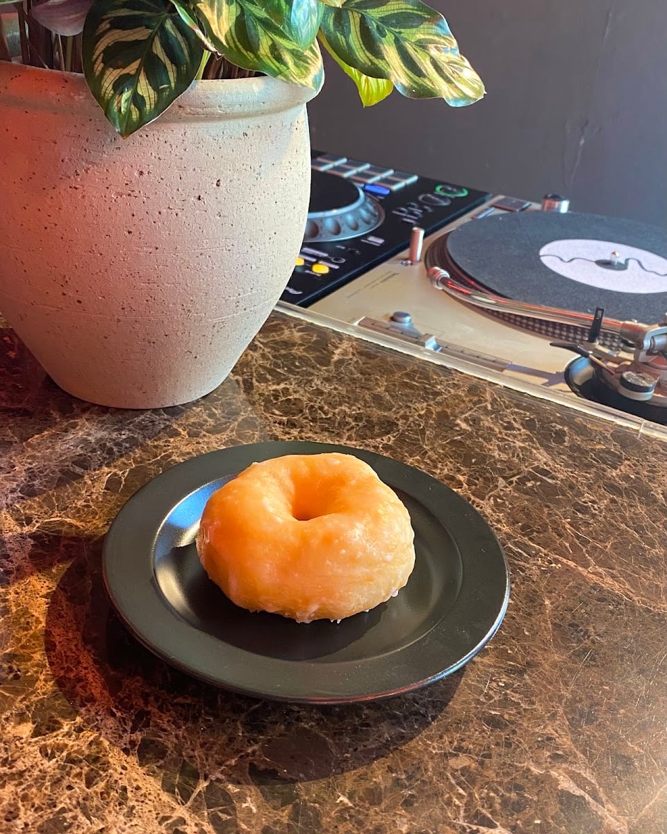 music bar donuts