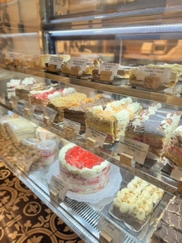 Cafeteria, Pasteleria y Restaurante La Oveja