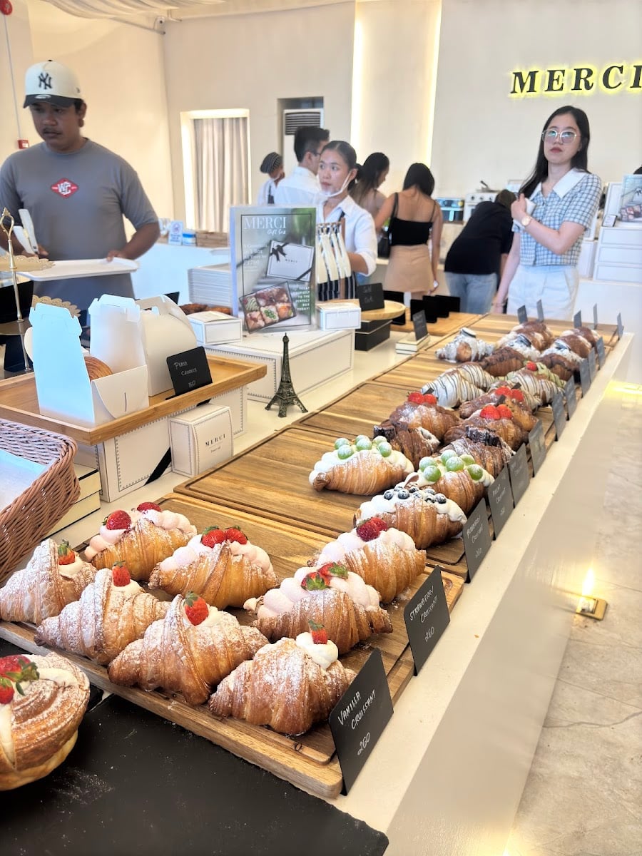 Merci Dessert Cafe